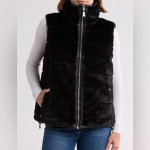 NWT BCBGeneration Black Faux Fur Nylon REVERSIBLE Puffer Vest Size Large